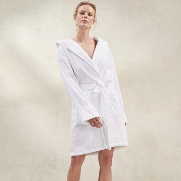 the white company towelling robe